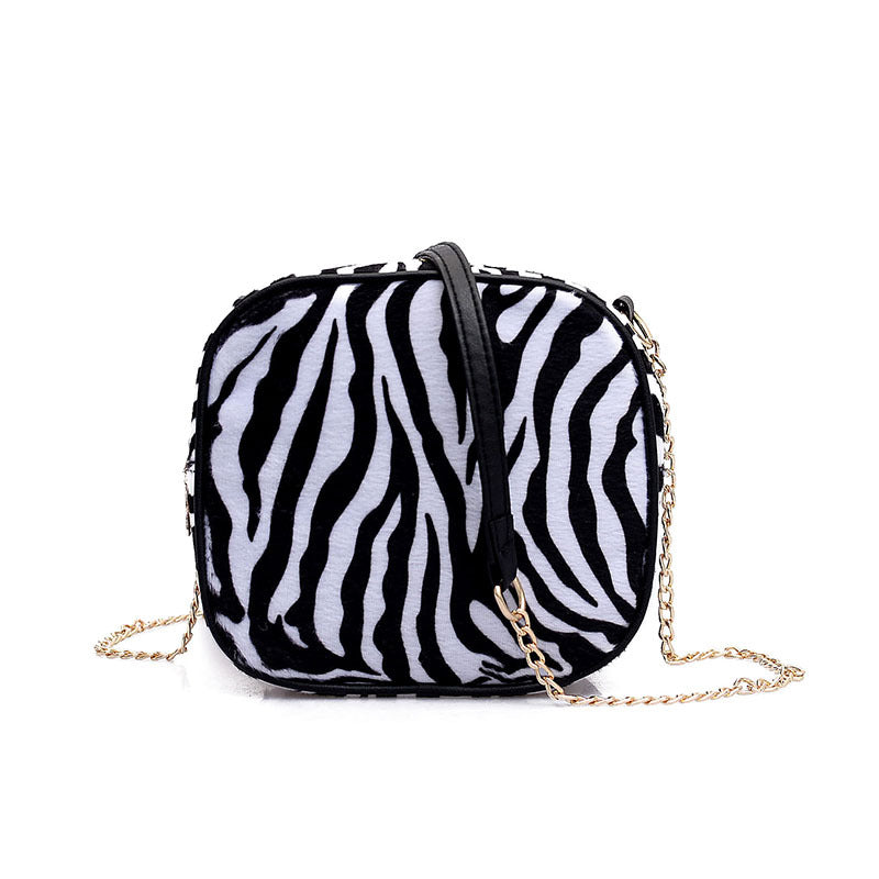 Leopard Print Versatile Shoulder Bag