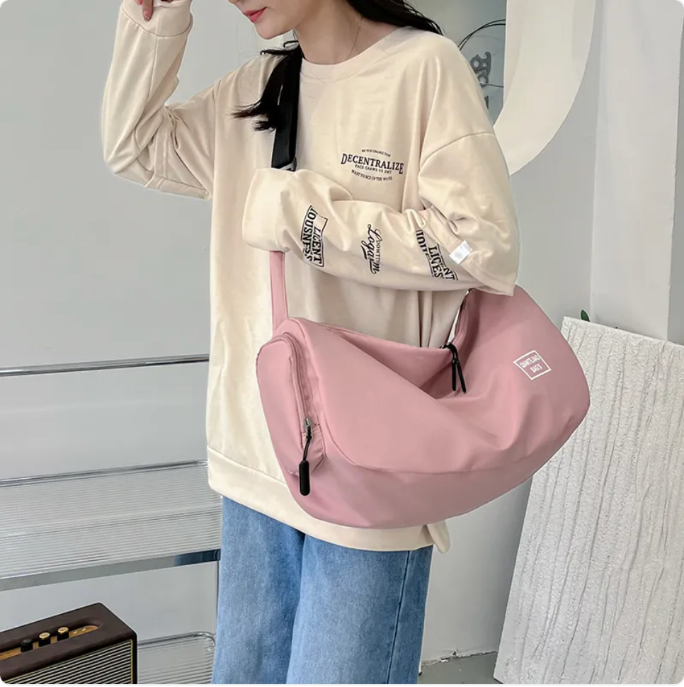 Large Capacity Nylon Shoulder Travel Bag