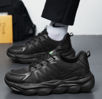 Lightweight Flyknit Running Shoes
