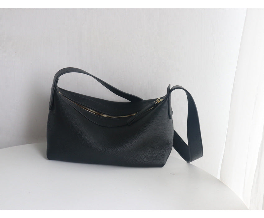 Casual Simple Shoulder Bag in First Layer Cowhide