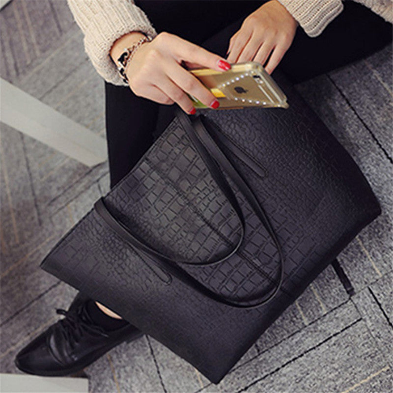 "Women's Large Shoulder Bag"