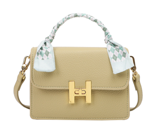 Women's Chain Shoulder Bag